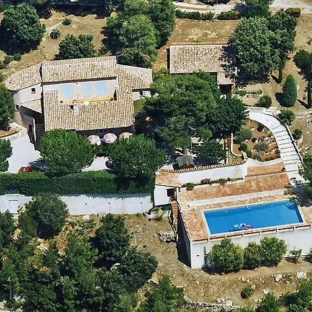 Le Plan-de-la-tour Sleeps 10 Pool Air Con