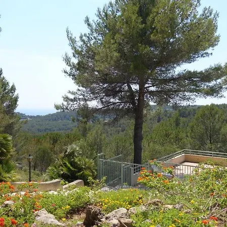 Le Plan-de-la-tour Sleeps 10 Pool Air Con Prázdninový dům Bandol