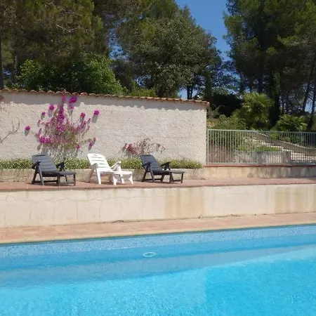 Semesterbostad Le Plan-de-la-tour Sleeps 10 Pool Air Con *