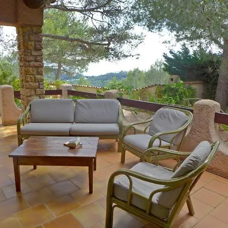 Le Plan-de-la-tour Sleeps 10 Pool Air Con * Bandol
