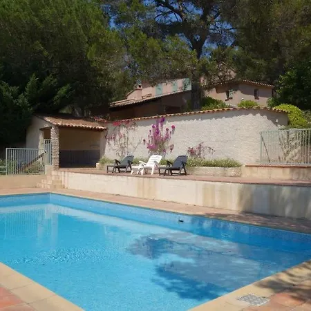 Le Plan-de-la-tour Sleeps 10 Pool Air Con Semesterbostad Bandol