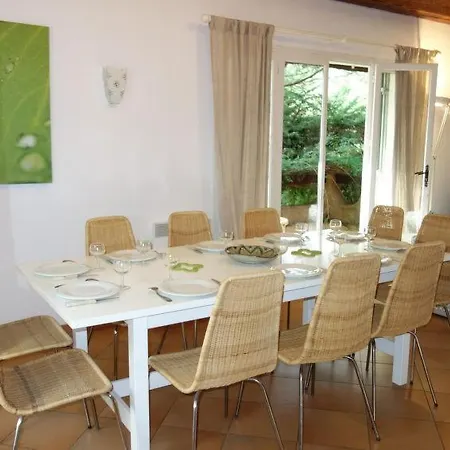 Semesterbostad Le Plan-de-la-tour Sleeps 10 Pool Air Con